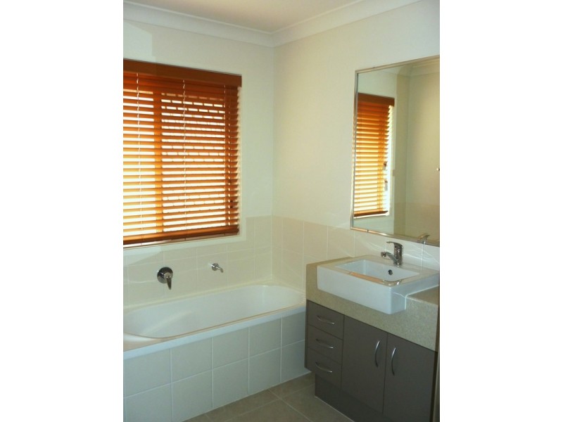 6 Ambition Street, Ormeau QLD 4208