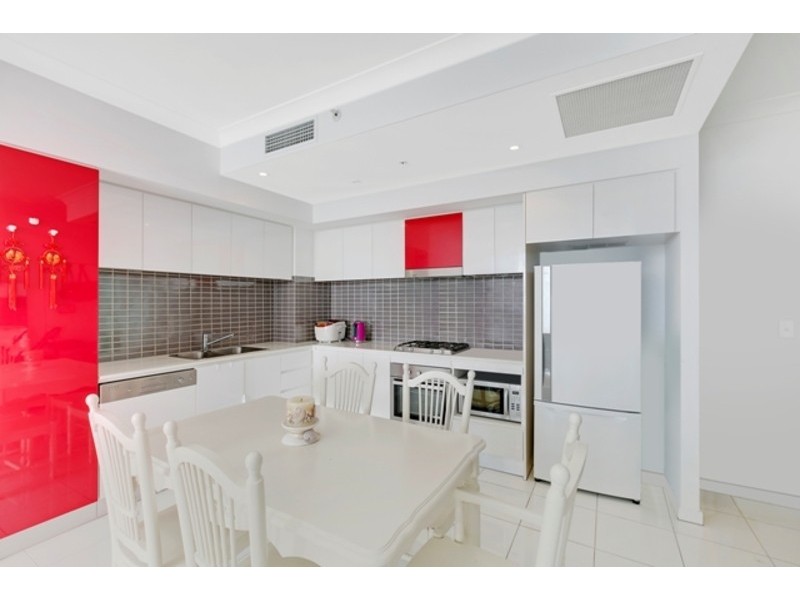 23906/5 Lawson Street, Southport QLD 4215