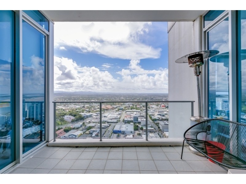 23906/5 Lawson Street, Southport QLD 4215