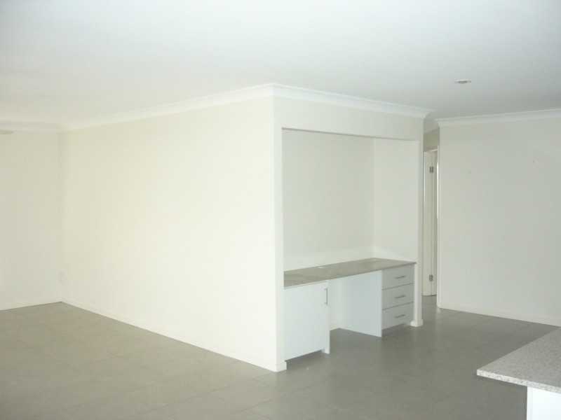 6 Mitchell Street, Upper Coomera QLD 4209