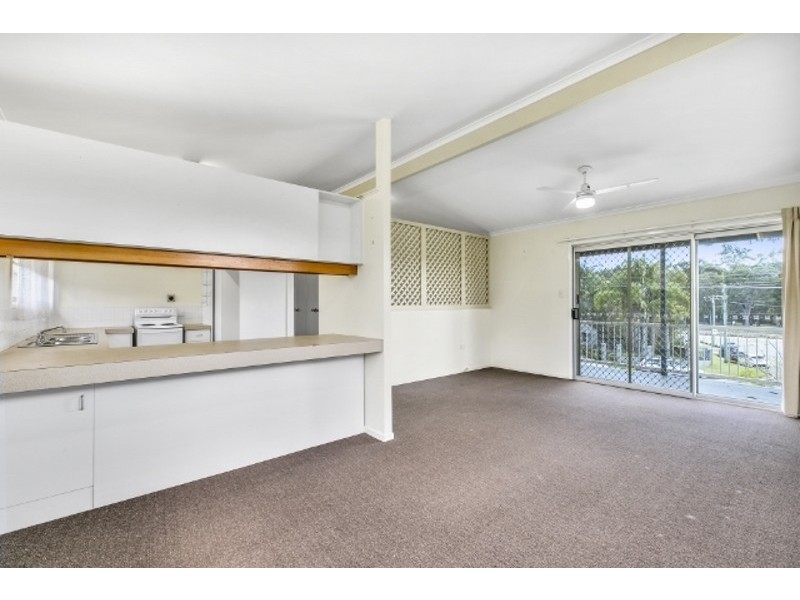 2 Pilgrim Place, Southport QLD 4215