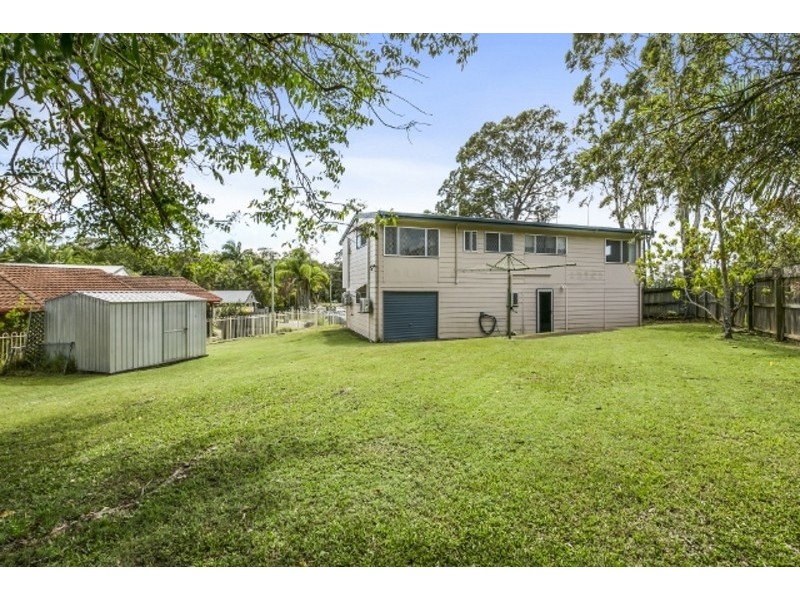 2 Pilgrim Place, Southport QLD 4215