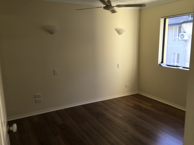 3/129 Muir Street, Labrador QLD 4215