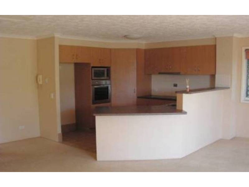 20/16 Sykes Court, Southport QLD 4215