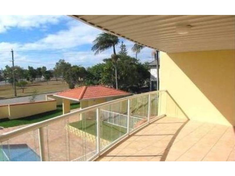 20/16 Sykes Court, Southport QLD 4215