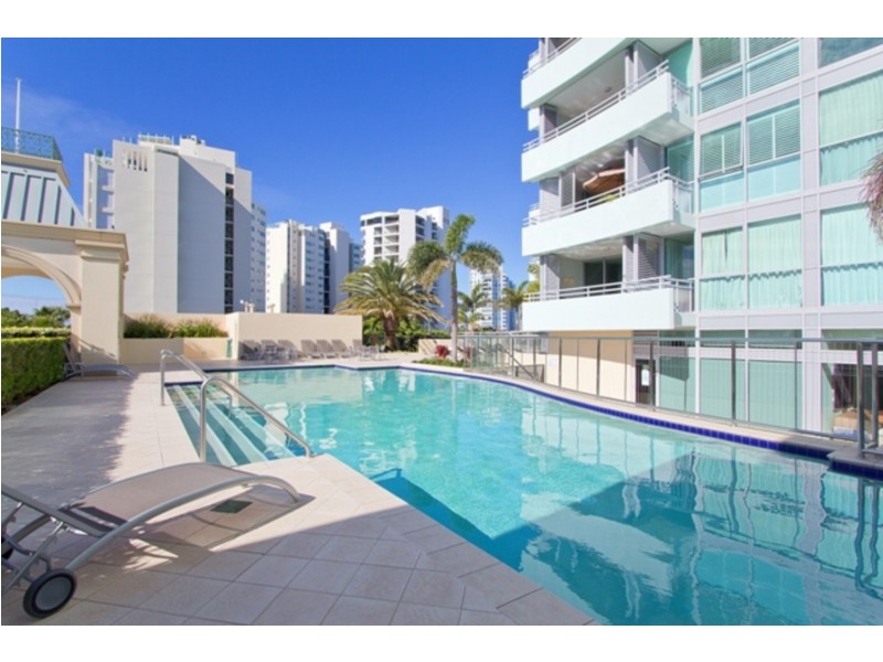 1005/360 Marine Parade, Labrador QLD 4215