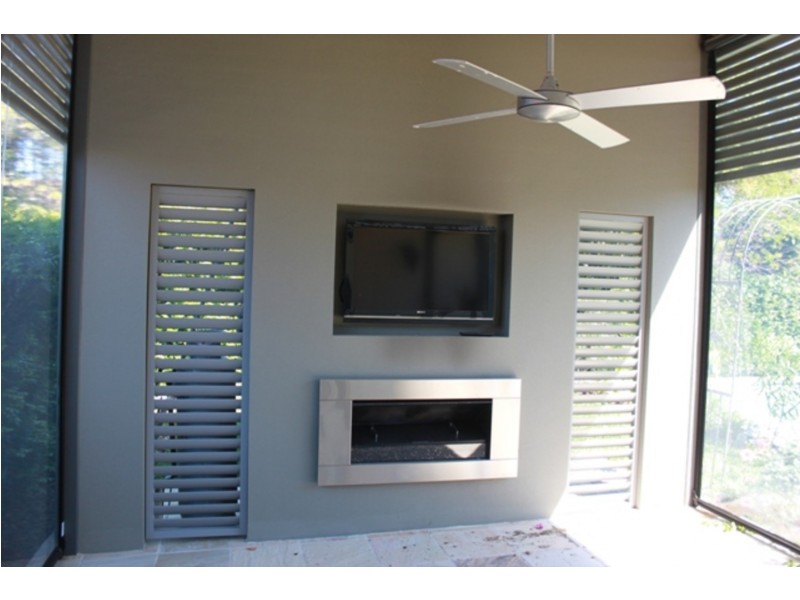 19 wallace Street, Southport QLD 4215