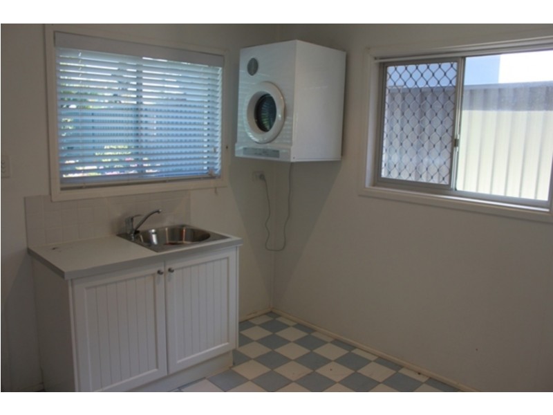 19 wallace Street, Southport QLD 4215