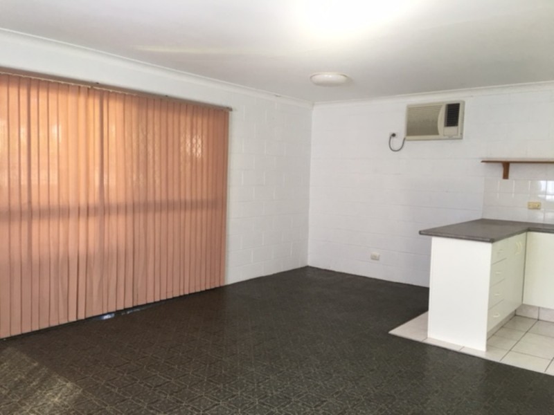 2/38 West King Street, Southport QLD 4215