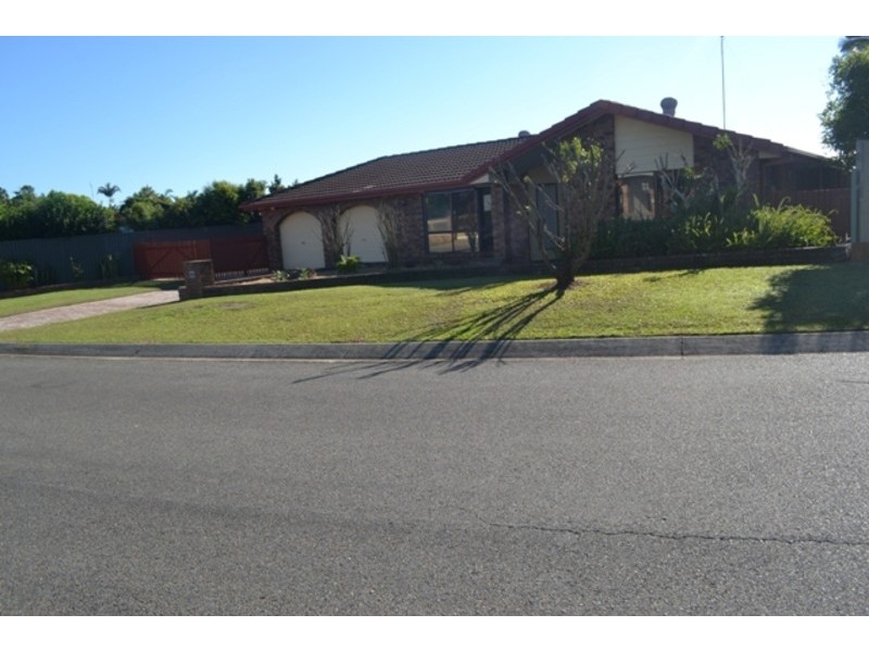 4 Dante Court, Arundel QLD 4214