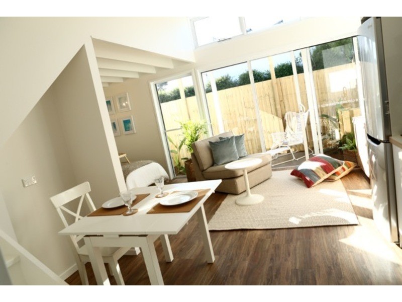 1 Tiwi Street, Bundall QLD 4217