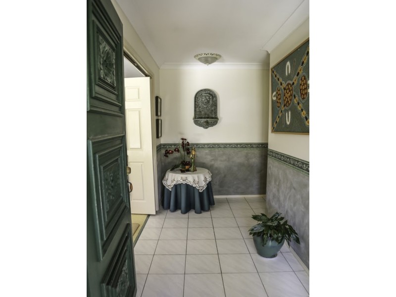 8 Everest Drive, Southport QLD 4215