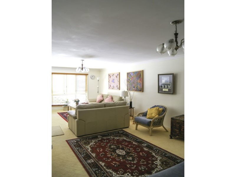 8 Everest Drive, Southport QLD 4215