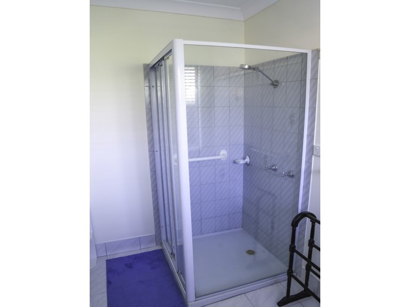 8 Everest Drive, Southport QLD 4215