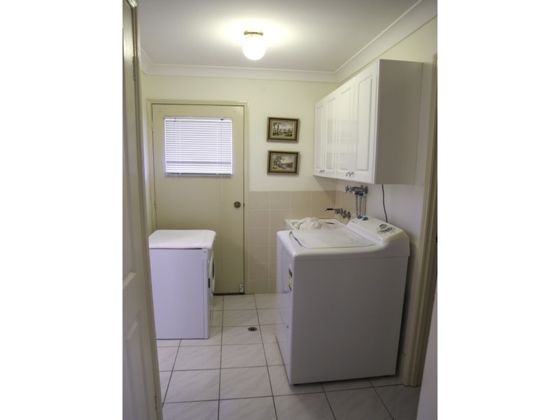 8 Everest Drive, Southport QLD 4215