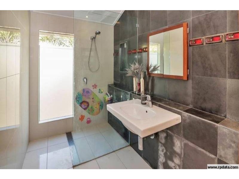 109 Minnie Street, Southport QLD 4215