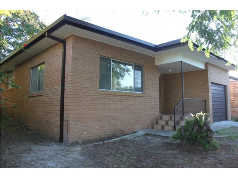 18 Sungold Avenue, Southport QLD 4215