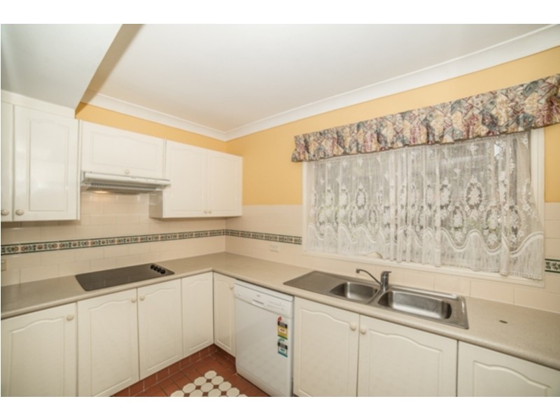 1/53 Bauer Street, Southport QLD 4215