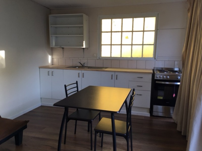 72 Falconer Street, Southport QLD 4215