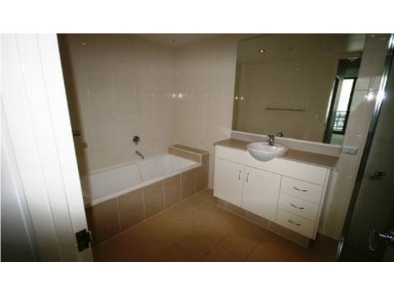 2504/1 Como Crescent, Southport QLD 4215