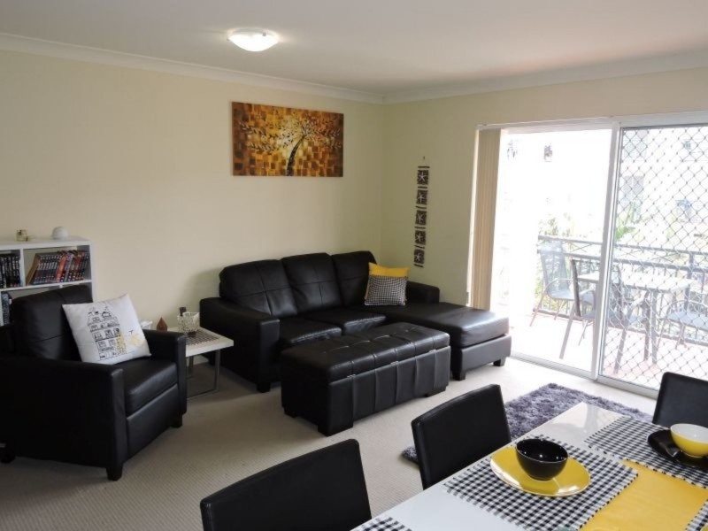 97 /148 Marine Parade, Southport QLD 4215