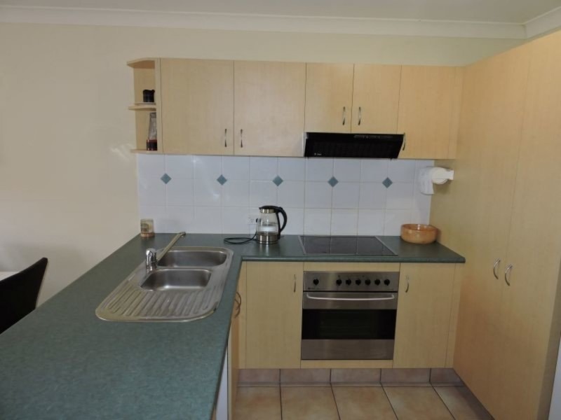 97 /148 Marine Parade, Southport QLD 4215