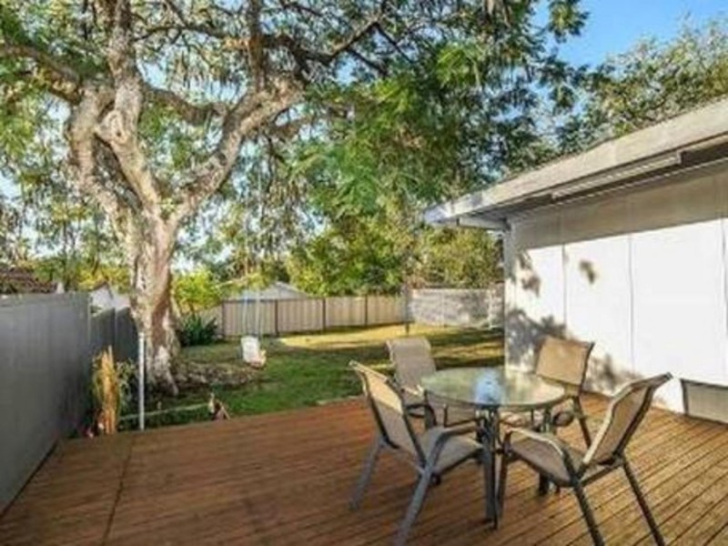 63 Central Street, Labrador QLD 4215