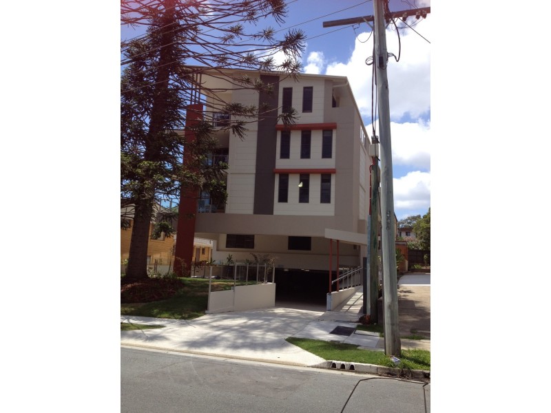 1/20 Lawson Street, Southport QLD 4215