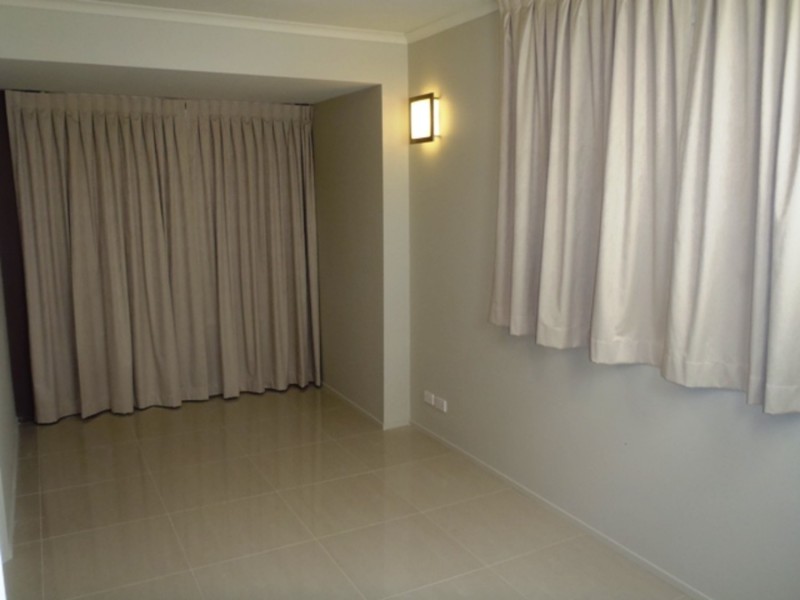 1/20 Lawson Street, Southport QLD 4215