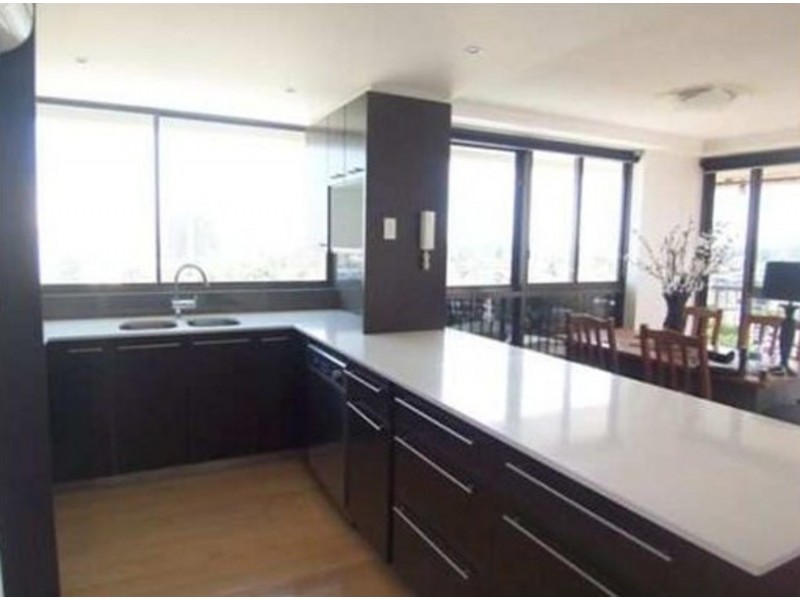 11c/10 Marine Parade, Southport QLD 4215