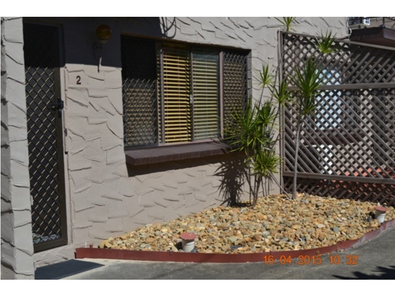 2/188 High Street, Southport QLD 4215