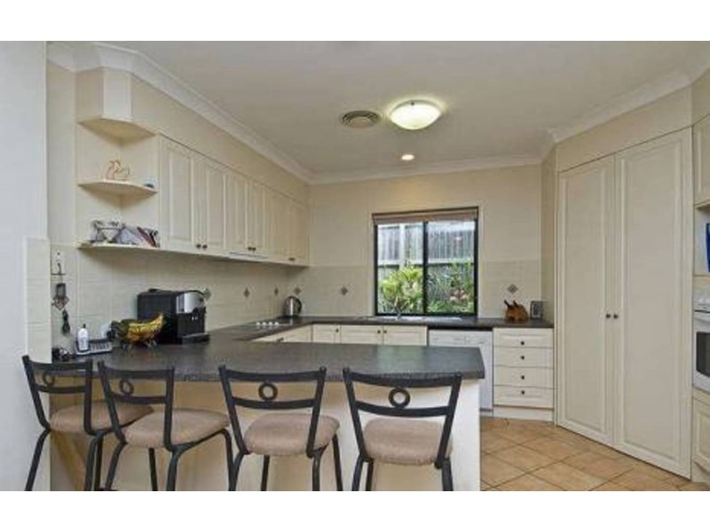 2 Gumview Place, Molendinar QLD 4214