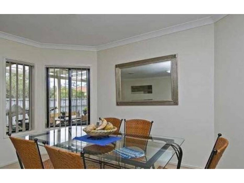 2 Gumview Place, Molendinar QLD 4214