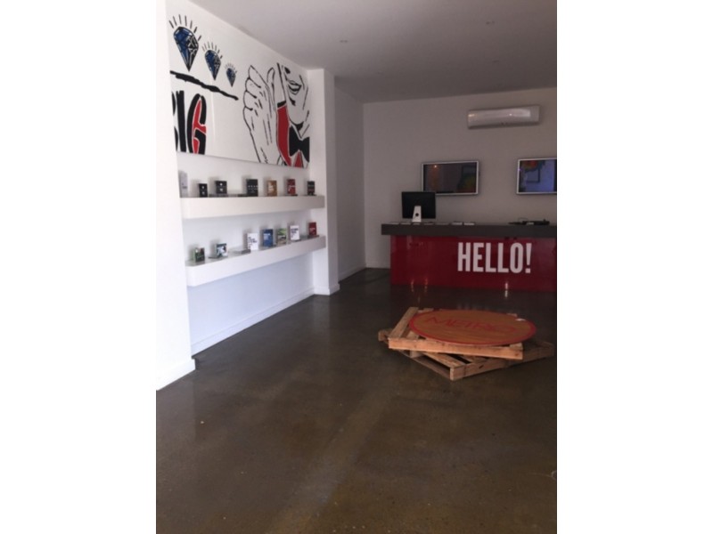 116 Ridgeway Avenue, Southport QLD 4215