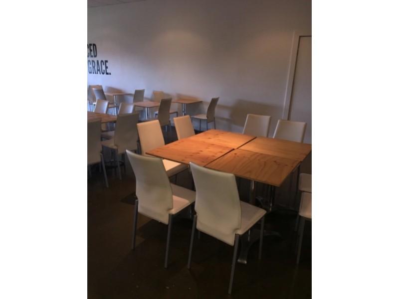 116 Ridgeway Avenue, Southport QLD 4215