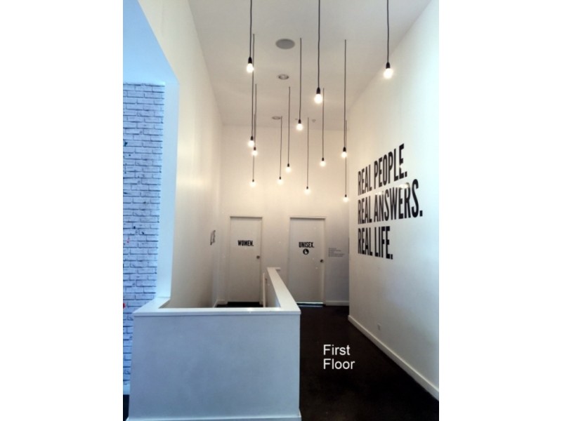 116 Ridgeway Avenue, Southport QLD 4215