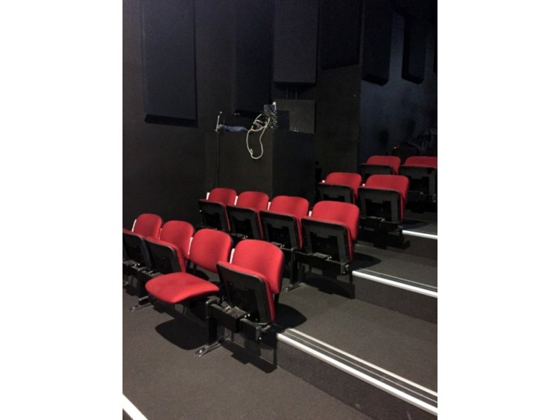 116 Ridgeway Avenue, Southport QLD 4215