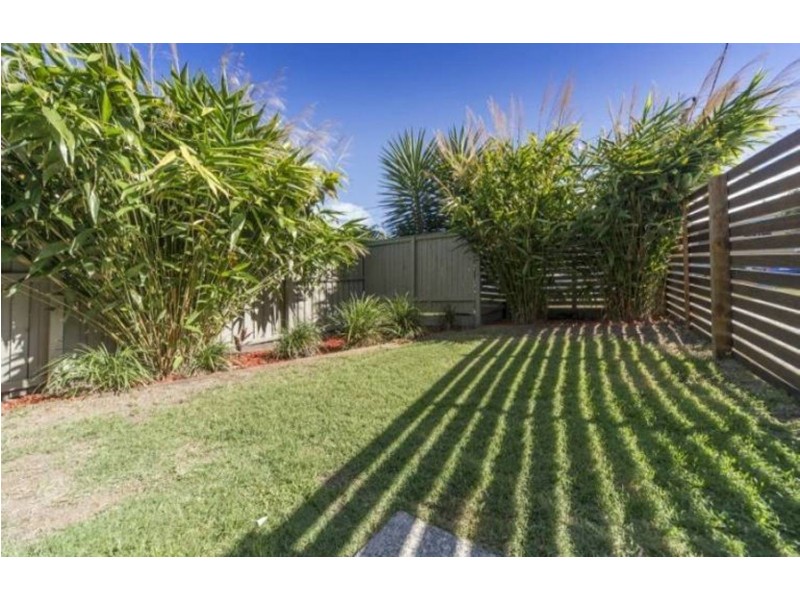 1/7 Penrock Parade, Labrador QLD 4215