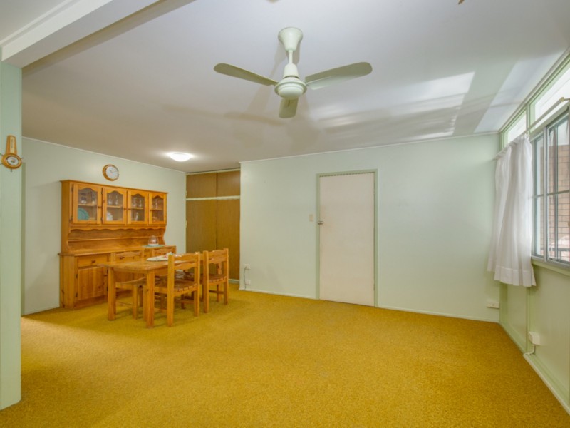 4/107A Frank Street, Labrador QLD 4215