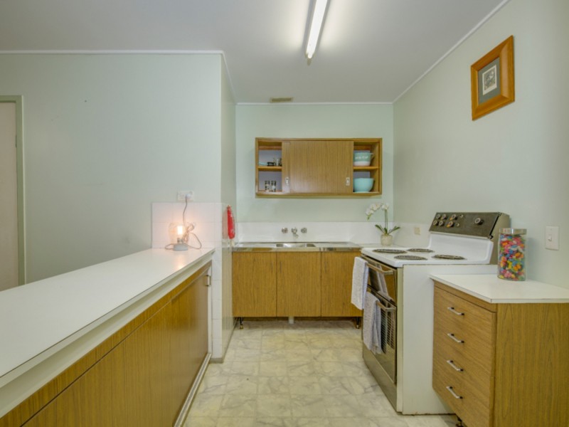 4/107A Frank Street, Labrador QLD 4215