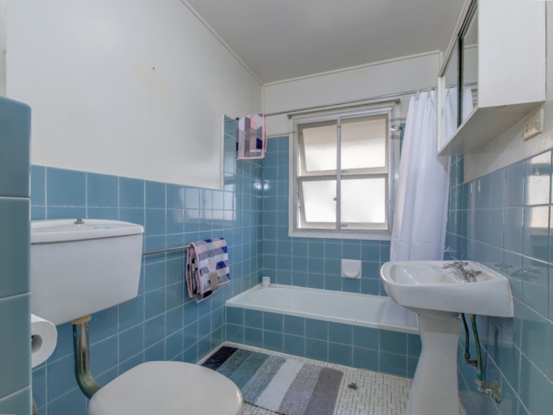 4/107A Frank Street, Labrador QLD 4215