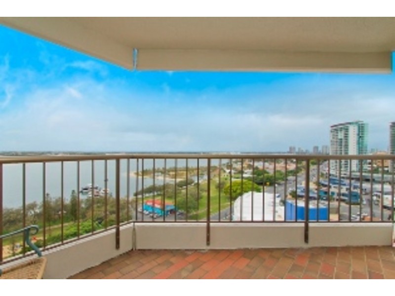 9C/114 Marine Parade, Southport QLD 4215