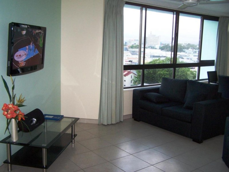 9C/114 Marine Parade, Southport QLD 4215