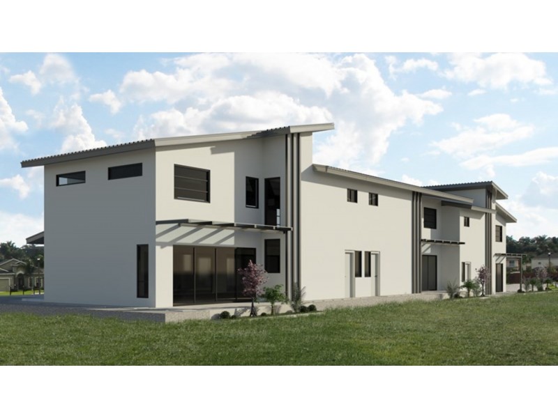 1,2,3/122 Eugaree Street, Southport QLD 4215