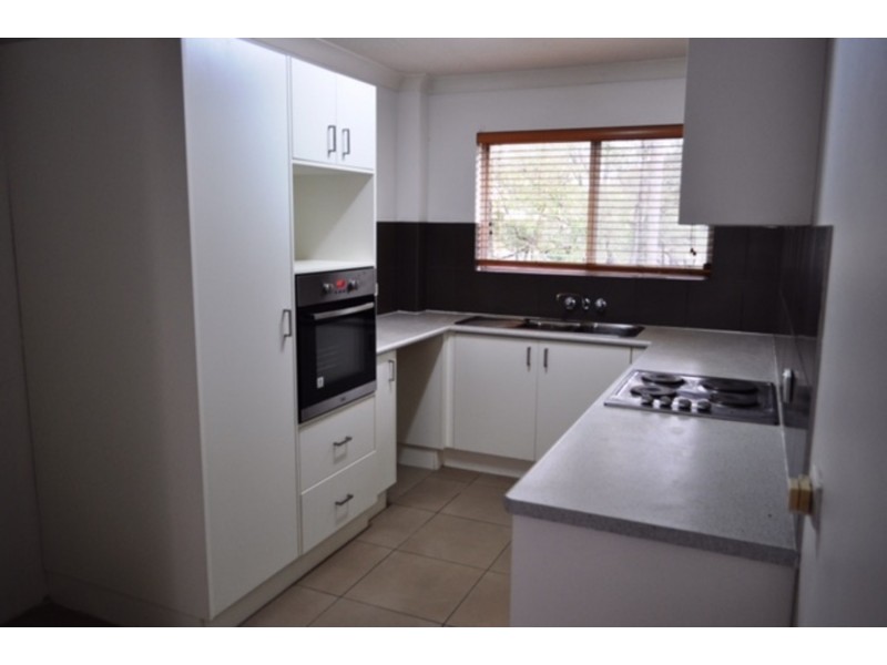 1/19 Huth Street, Labrador QLD 4215