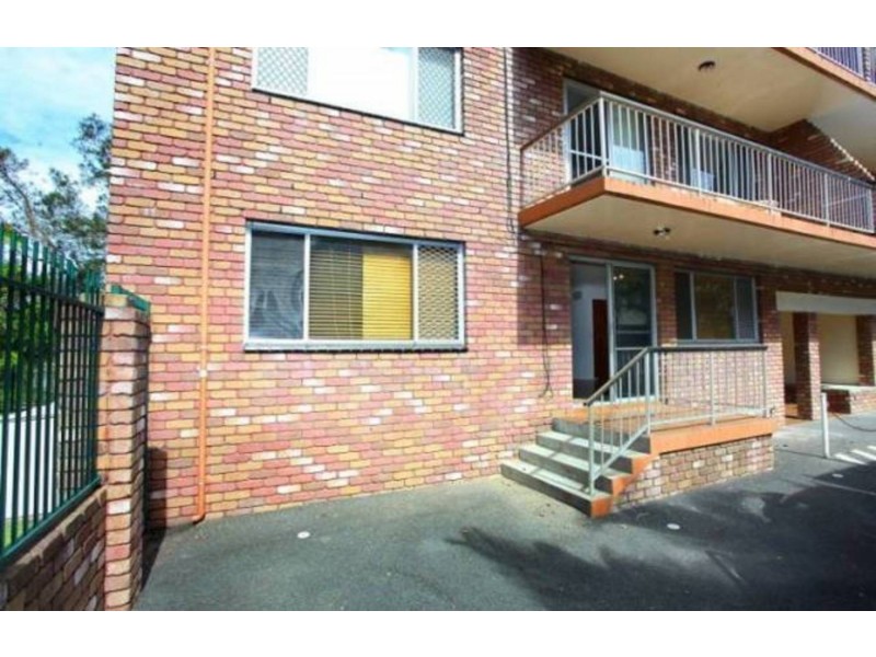 1/19 Huth Street, Labrador QLD 4215