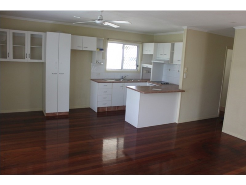 4 Matina Street, Biggera Waters QLD 4216