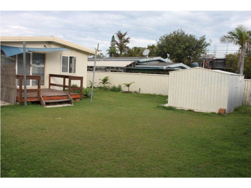4 Matina Street, Biggera Waters QLD 4216