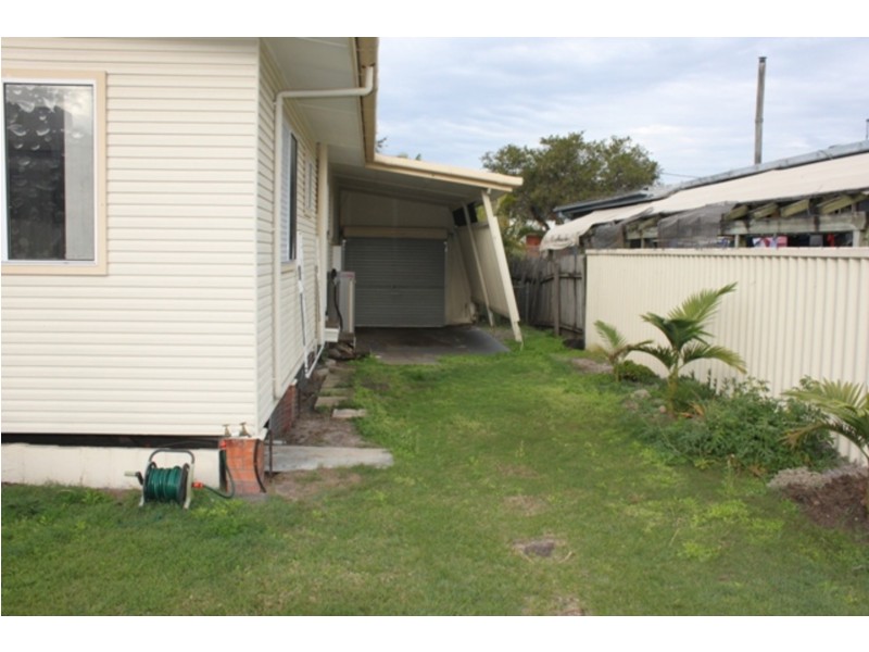 4 Matina Street, Biggera Waters QLD 4216