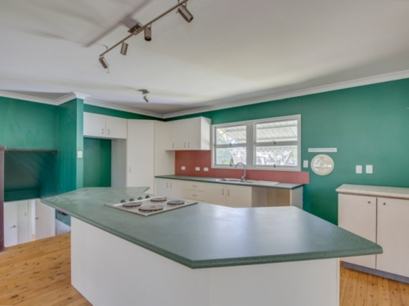 78 Brisbane Road, Labrador QLD 4215